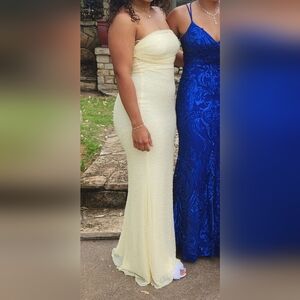 Windsor Strapless Soft Baby Yellow Dresss